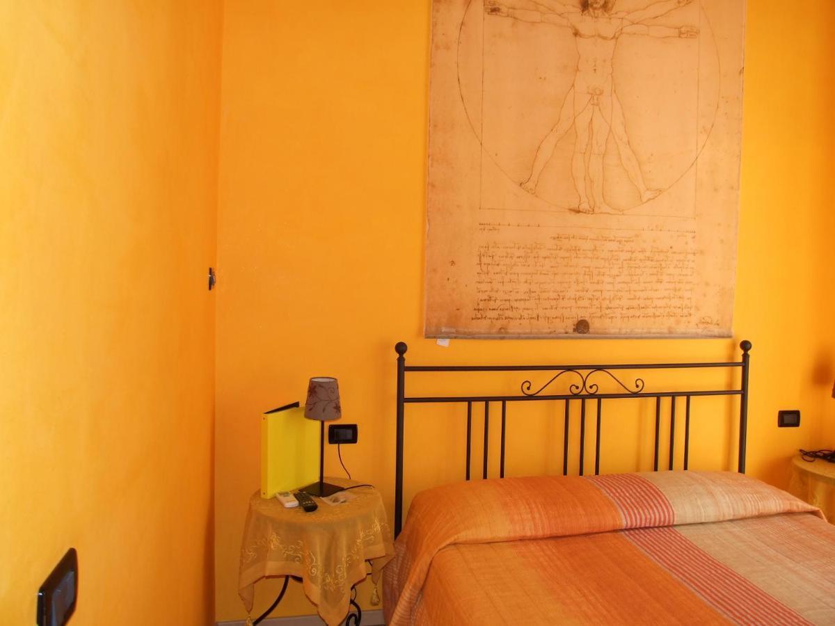 Ghiro Ghiotto Pietra Ligure Exterior foto