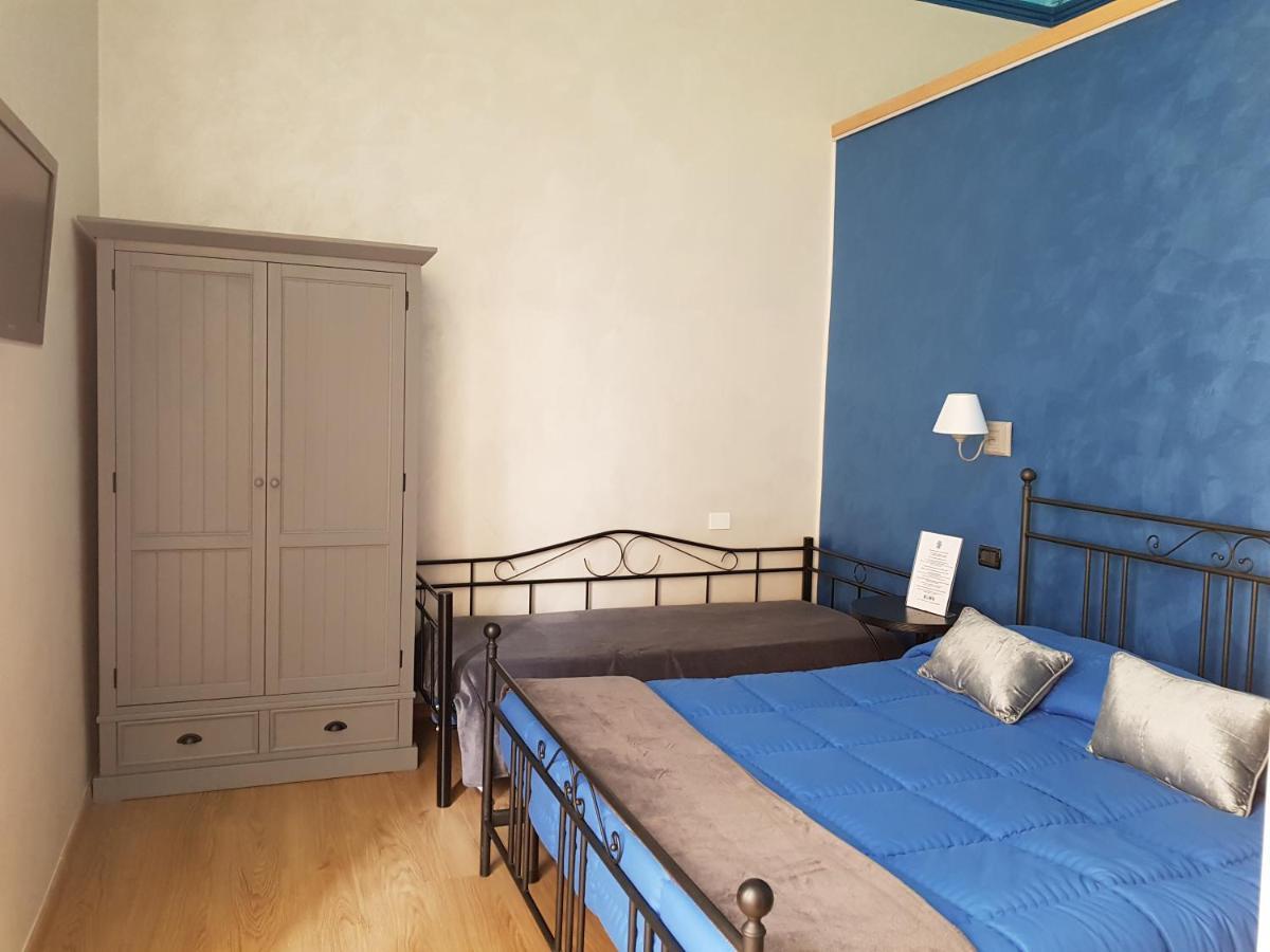 Ghiro Ghiotto Pietra Ligure Exterior foto
